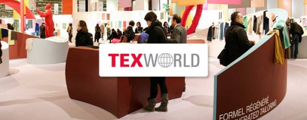 Apģērbu audumu izstādē TexWorld